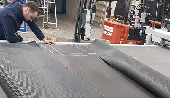 Los clientes de los países bajos tienen muy buena opinión sobre la banda de malla espiral de Yiheng